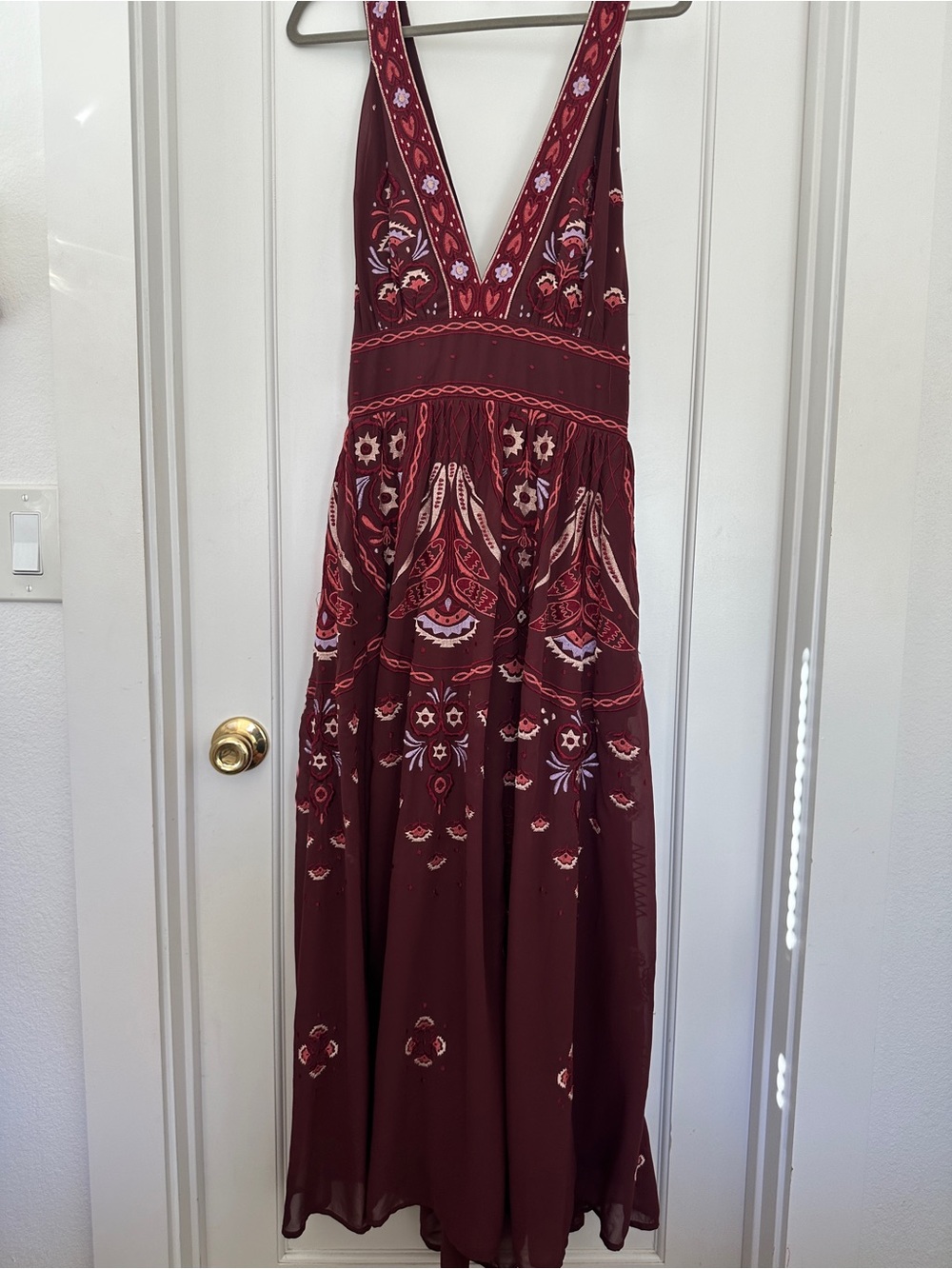 ANTHROPOLOGIE Womens Deep Burgundy Embroidered V-Neck Maxi Dress